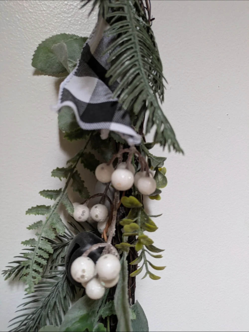 NWT Rustic Black & White Buffalo Check Holiday Grapevine Garland- At home